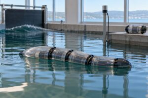 how flexible hulls move through water